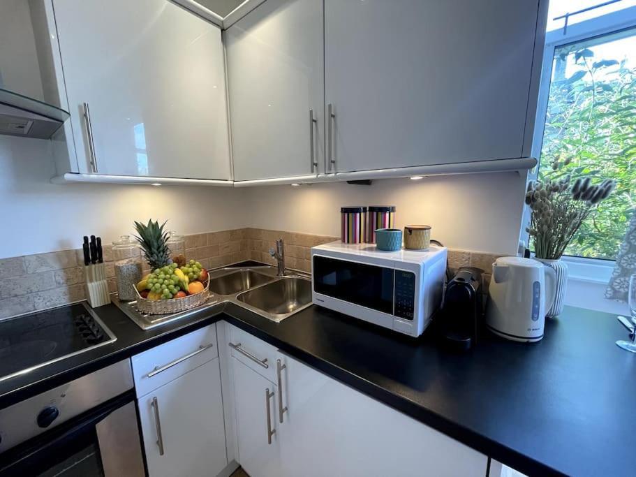 Cute&Cozy Studio Apt In Barons Court London Ngoại thất bức ảnh